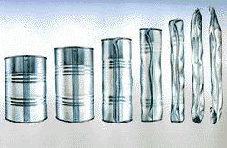 The flexible aluminum retort pouch is
really a "soft can". It is comprised of multiple laminations of aluminum foil and plastic film.